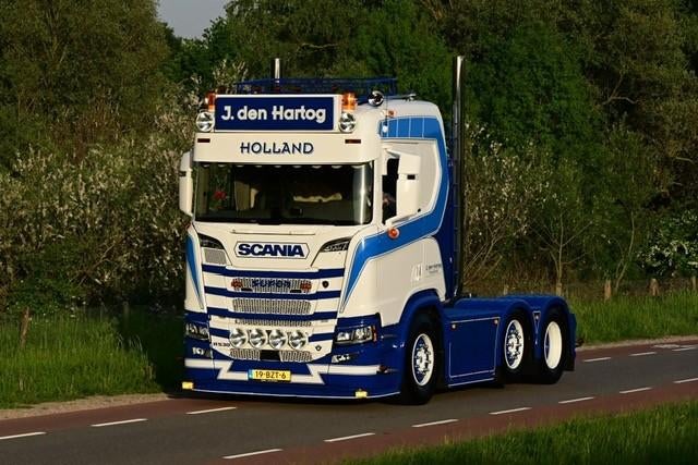WSI SCANIA  R NORMAL CR20N J. DEN HARTOG  NEW NEW, Ophalen of Verzenden, Nieuw, Bus of Vrachtwagen, Wsi
