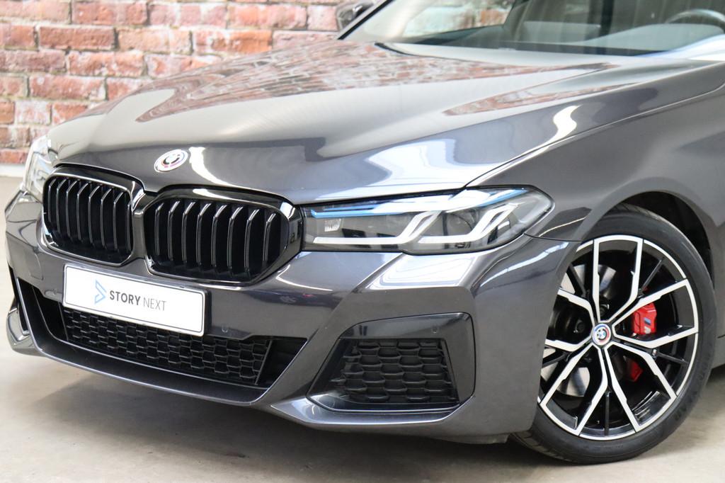 BMW 5 Serie Touring 520i High Executive M Sport Pakket Autom, Automaat, 1998 cc, Achterwielaandrijving, Gebruikt