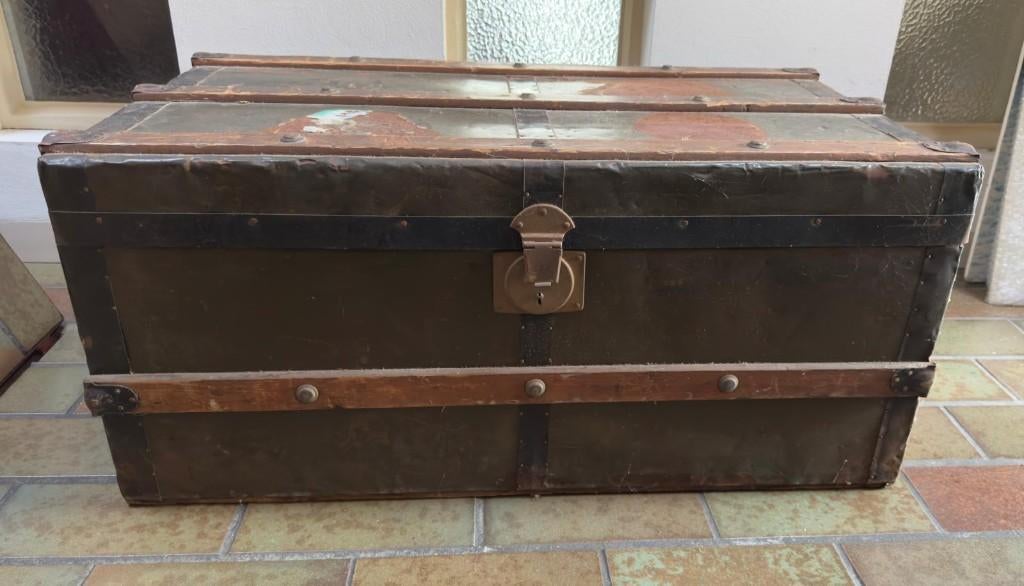 hutkoffer vintage, Huis en Inrichting, Woonaccessoires | Kisten, Ophalen, Gebruikt, 50 tot 100 cm, Minder dan 50 cm