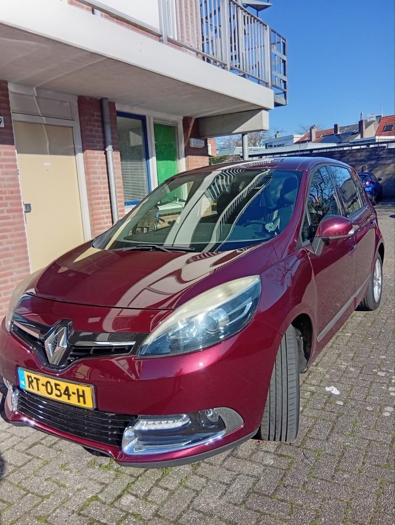 Renault Scénic 1.2 TCE 85KW 2013 Rood 100.449 KM, Voorwielaandrijving, 4 cilinders, Leder en Stof, Handgeschakeld