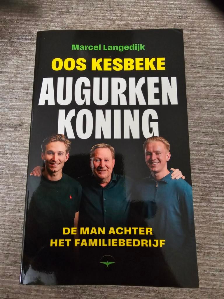 Oos Kesbeke Augurkenkoning - Marcel Langedijk, Ophalen of Verzenden, Gelezen, Marcel Langedijk
