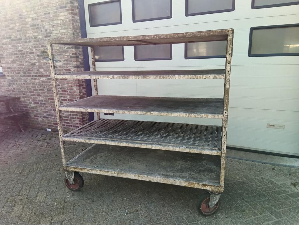 Metalen transport/ opslag karren, Ophalen of Verzenden