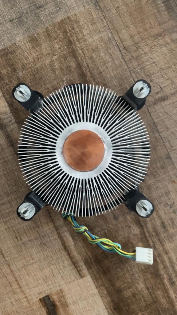 Intel CPU Koeler - Inter Shock Cooler, Computers en Software, Computerkoelers, Ophalen of Verzenden, Gebruikt, Luchtkoeling