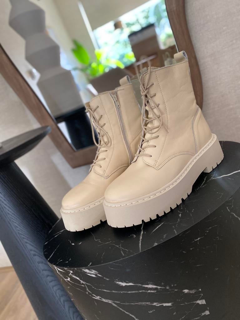 Leren laarzen / veterboots met rits, Ophalen of Verzenden, Zo goed als nieuw, Hoge laarzen