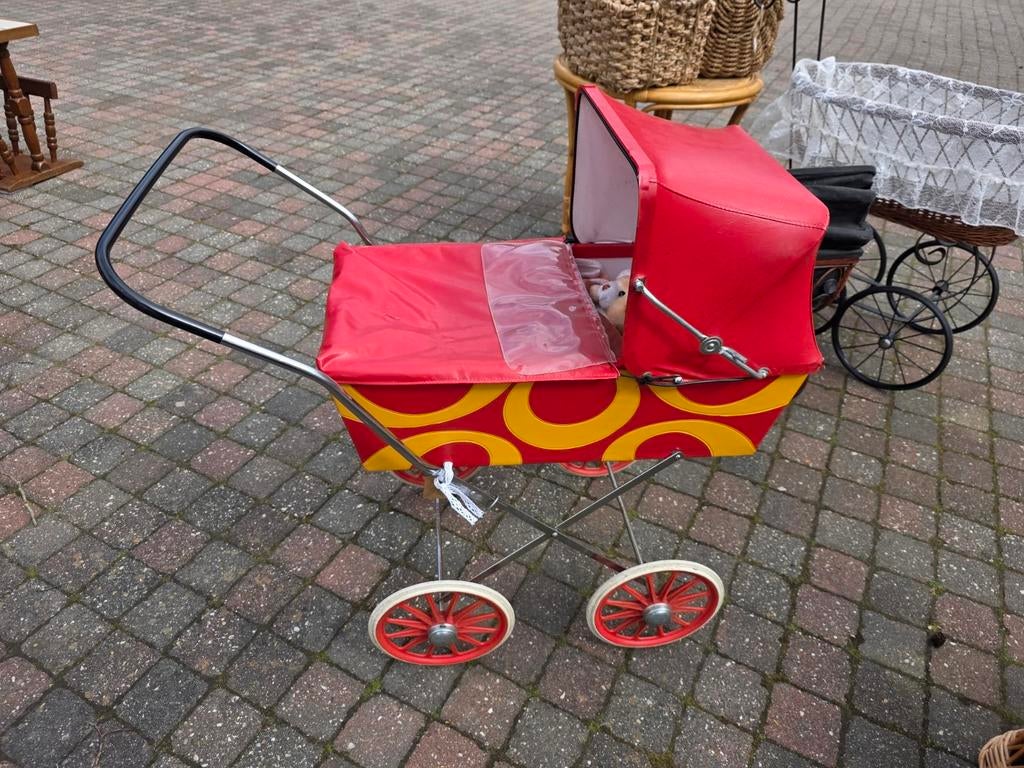 Poppenwagen jaren 70, Ophalen, Gebruikt, Babypop