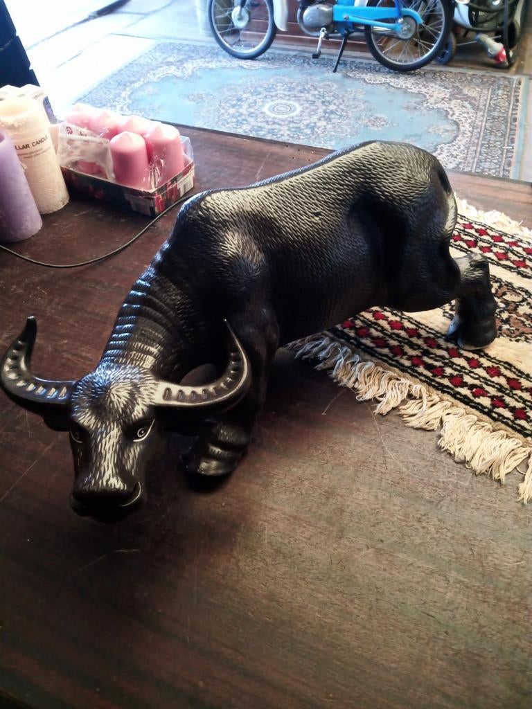 Decoratief waterbuffel beeldje - Zwart, Ophalen of Verzenden, Gebruikt, Dier