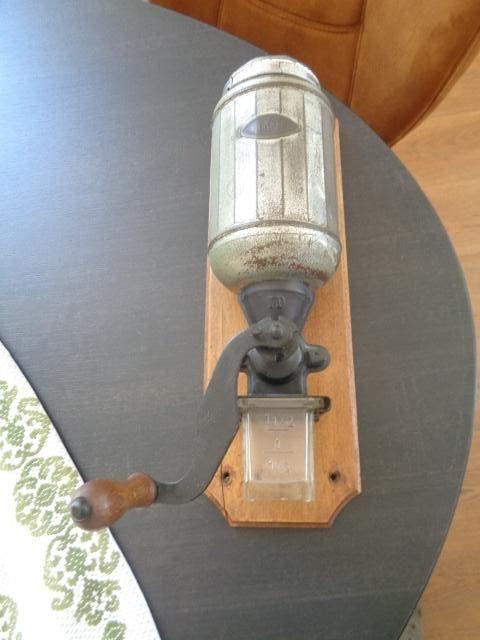 Fraaie, oude wand koffiemolen., Antiek en Kunst, Ophalen of Verzenden