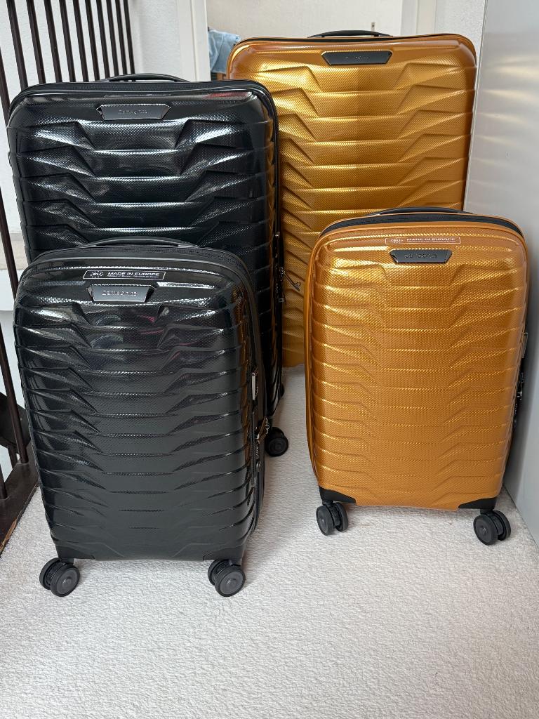 Koffer, Sieraden, Tassen en Uiterlijk, Koffers, Hard kunststof, 45 tot 55 cm, Zo goed als nieuw, 70 cm of meer