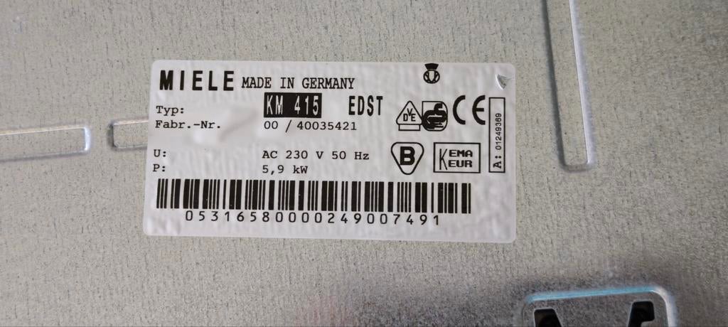 Miele KM 415 Keramische Kookplaat - 4 Kookzones, Gebruikt, Keramisch, Inbouw, 4 kookzones