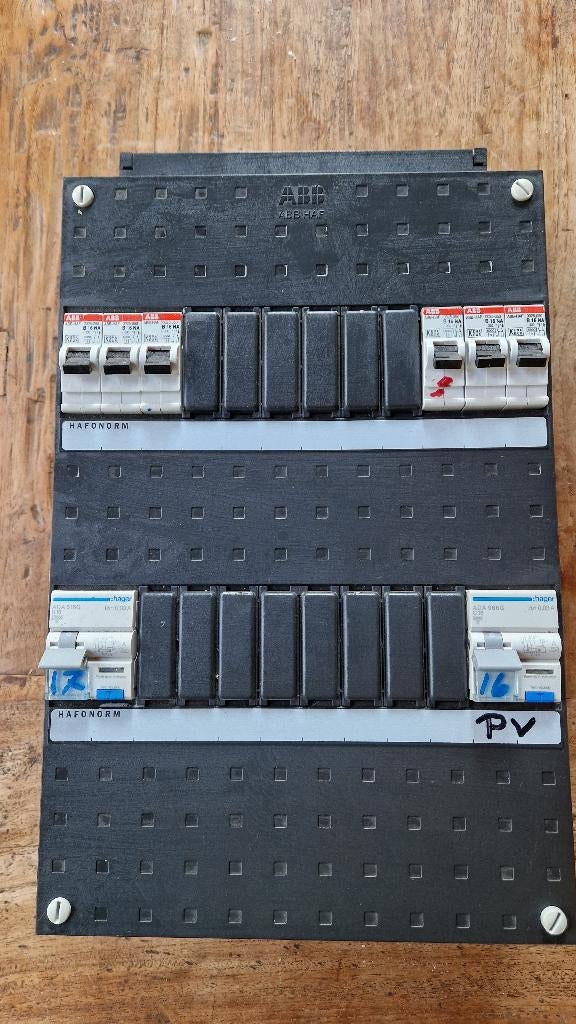 ABB busboard groepenkast 400 volt 3 fase 6 aut, 2x aardlek, Ophalen of Verzenden, Gebruikt, Overige typen