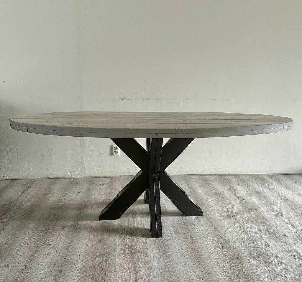 Eettafel, Huis en Inrichting, Tafels | Eettafels, 150 tot 200 cm, 200 cm of meer, Ophalen of Verzenden, Zo goed als nieuw