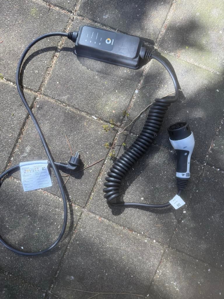 Thuislader elektrische auto Mercedes/Smart 10A / 2,4 kW, Ophalen, Gebruikt, Mercedes-Benz