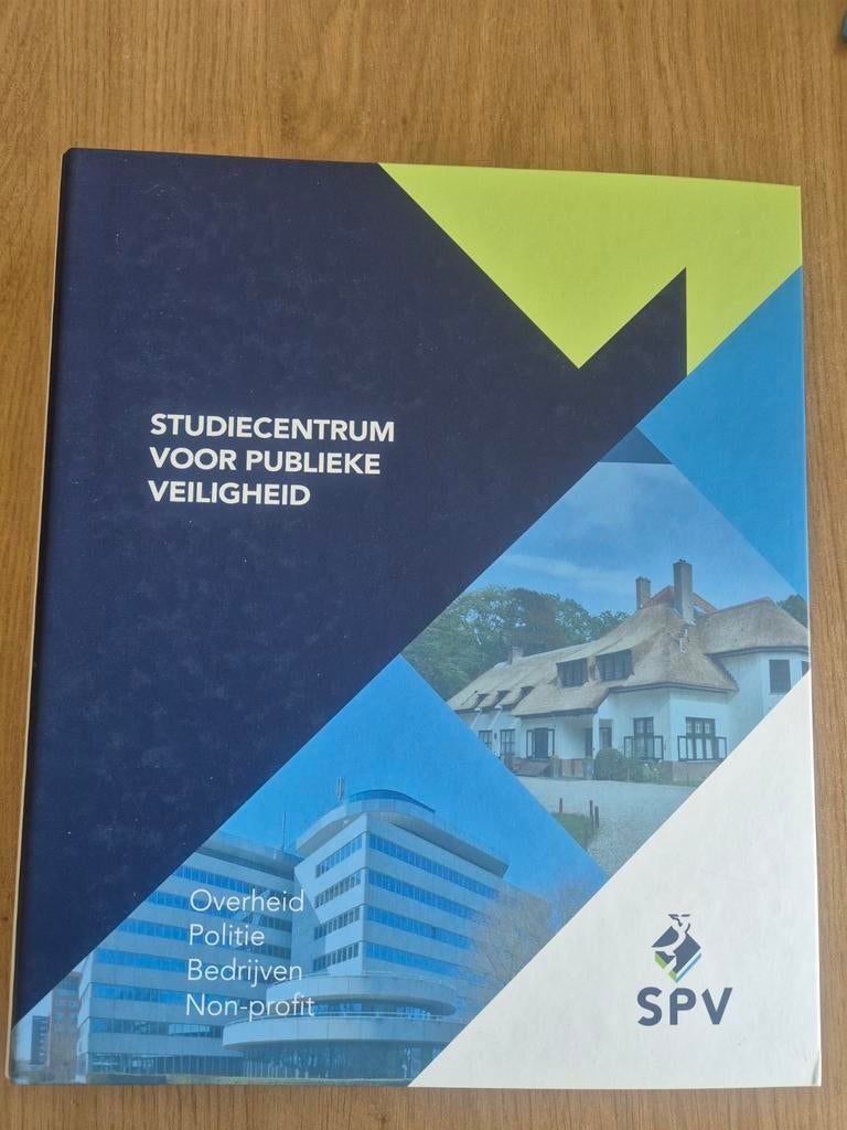 SPV Wettelijke Kaders Publieke Veiligheid 2 HTV, Boeken, Ophalen of Verzenden