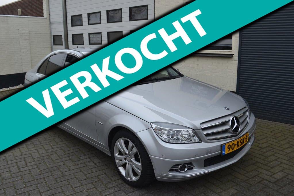Mercedes-Benz C-klasse 180 K BlueEFFICIENCY Business Edition, Gebruikt, Zwart, Leder en Stof, Parkeersensor