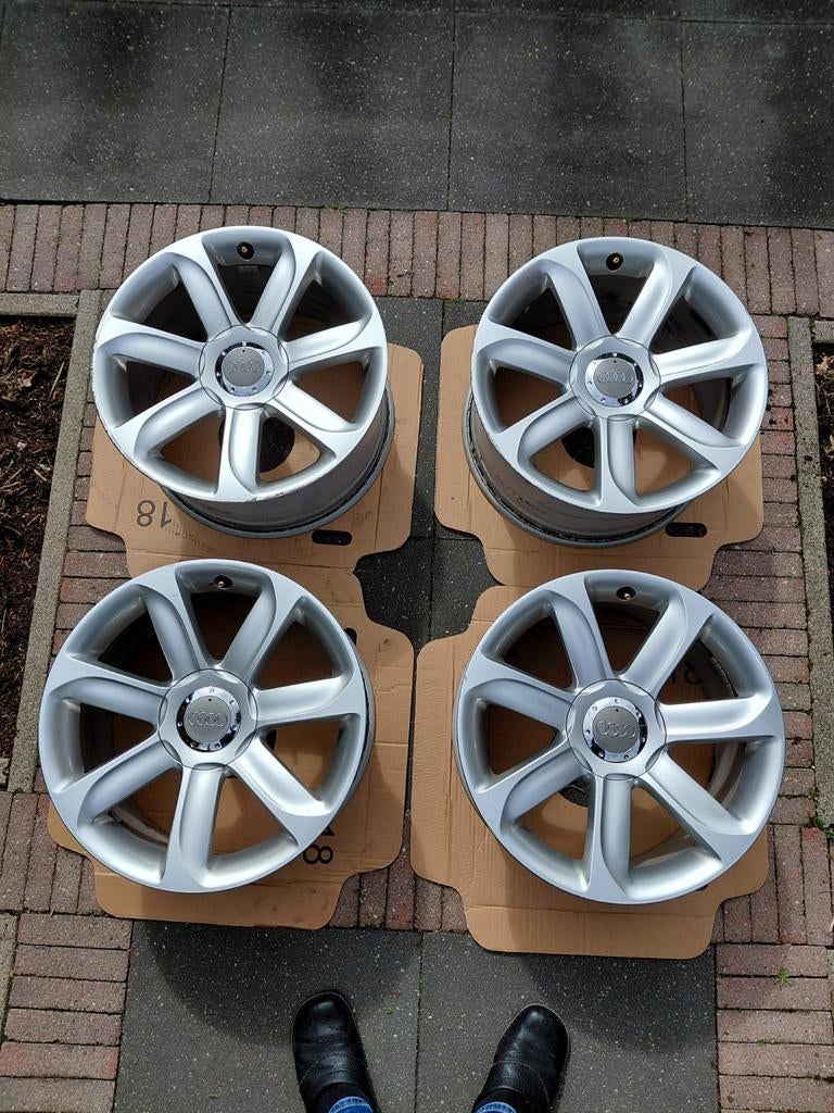 Set van 4 originele Audi TT velgen - 18 inch, Ophalen, 18 inch, Velg(en), Personenwagen