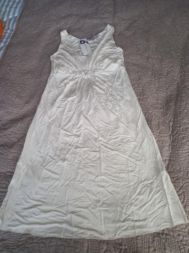 Witte Queen Mum jurk maat XS, Kleding | Dames, Jurken, Nieuw, Maat 34 (XS) of kleiner, Wit, Onder de knie, Ophalen