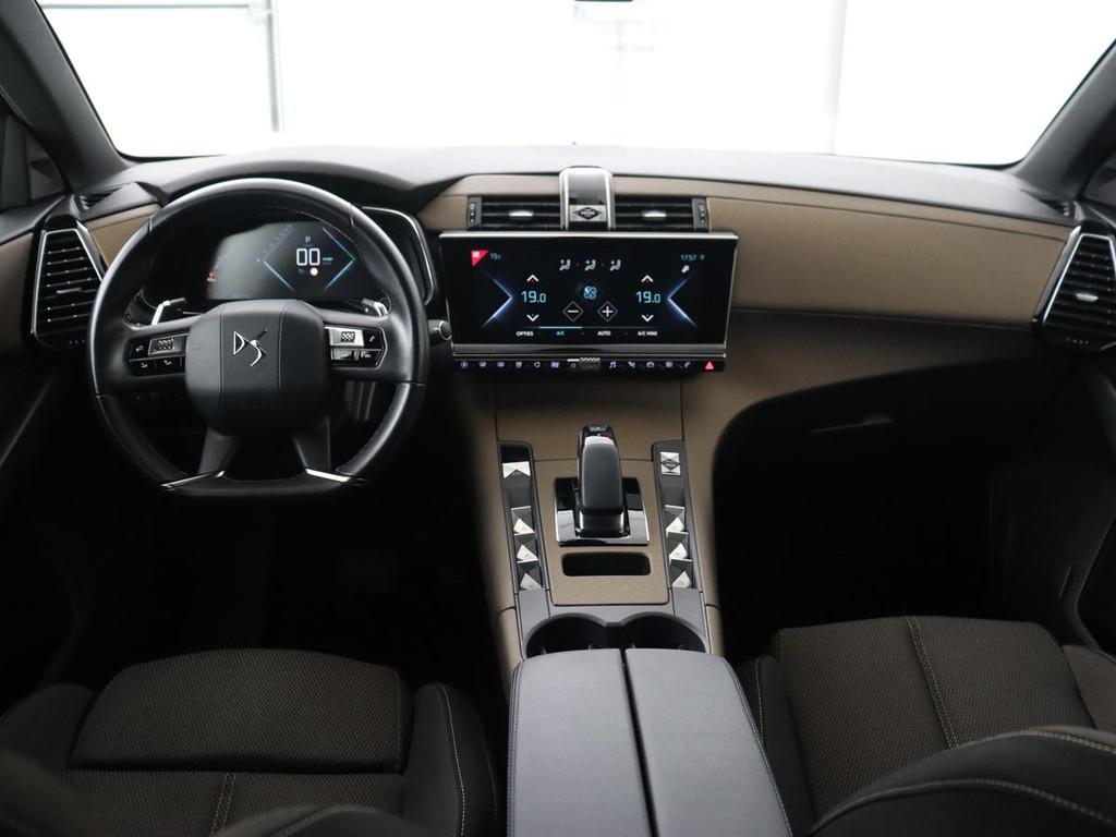 DS 7 Crossback E-Tense Be Chic | Camera | Bi-Xenon | Carplay, Stof, Euro 6, 4 cilinders, Plug-in hybride