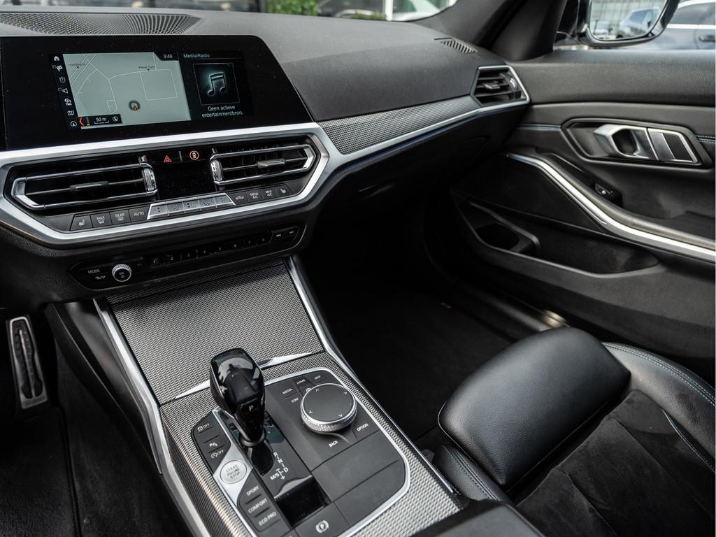 BMW 3-serie 320i High Executive | M-sport | Maxton | Trekhaa, Automaat, 1998 cc, Achterwielaandrijving, Gebruikt