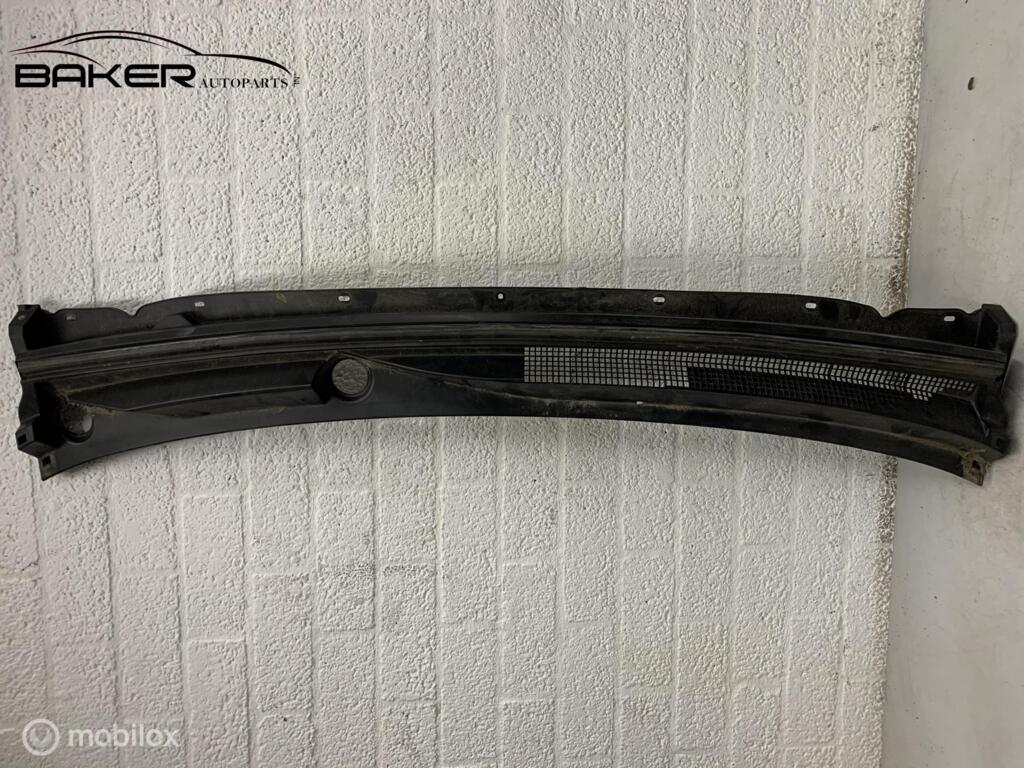 Paravent Mitsubishi Space Star II ('13-'18) 7405A501, Gebruikt, Mitsubishi, Ophalen of Verzenden, Mitsubishi