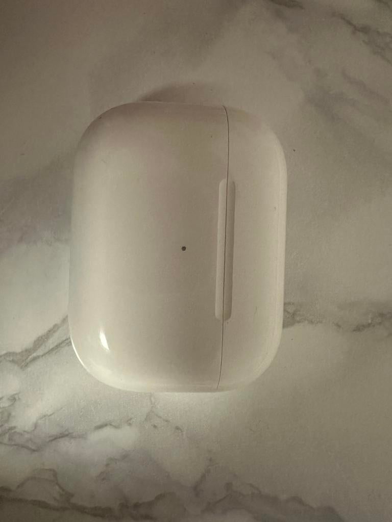 Apple AirPods Pro 2 - with MagSafe charging_case_(USB-C)., Ophalen of Verzenden, Zo goed als nieuw, In gehoorgang (in-ear), Bluetooth