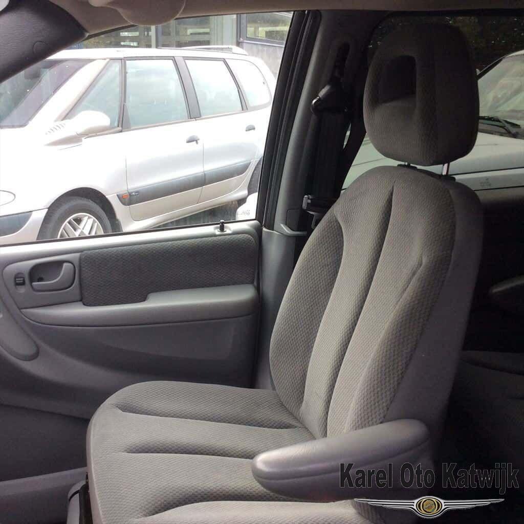 Voorstoel rechts Chrysler Voyager / Grand Voyager 2004-2008, Auto-onderdelen, Interieur en Bekleding, Gebruikt, -, -, Ophalen of Verzenden