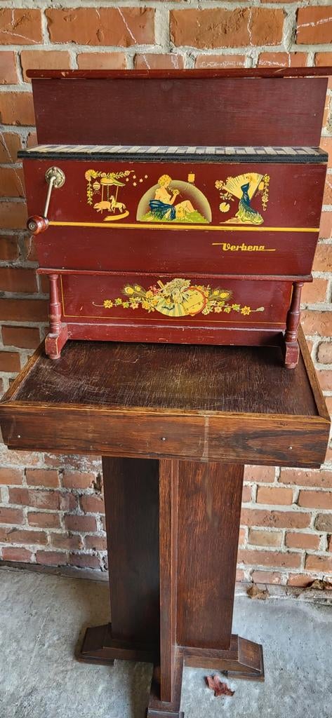 Oude Reig Draaiorgel uit de jaren '50/'60 op Art Deco tafel, Muziek en Instrumenten, Draaiorgels, Ophalen, Gebruikt