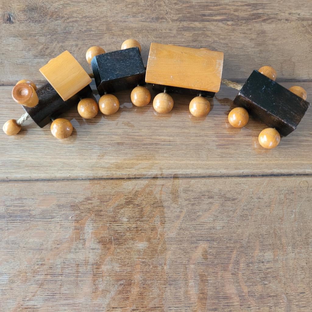 houten treintje, Ophalen of Verzenden, Zo goed als nieuw, Duw- of Trekspeelgoed