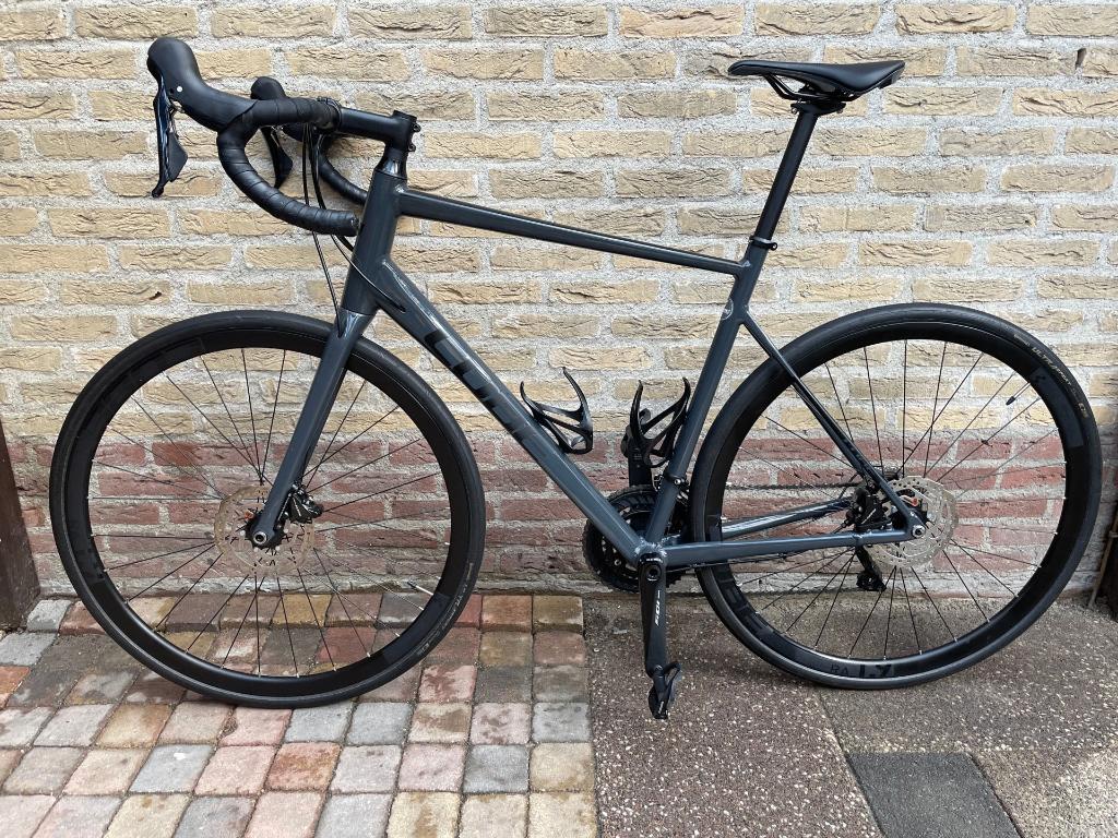 Cube Attain SL 2022 (maat 58) - Racefiets, Fietsen en Brommers, Fietsen | Racefietsen, 28 inch, Heren, Aluminium, Zo goed als nieuw