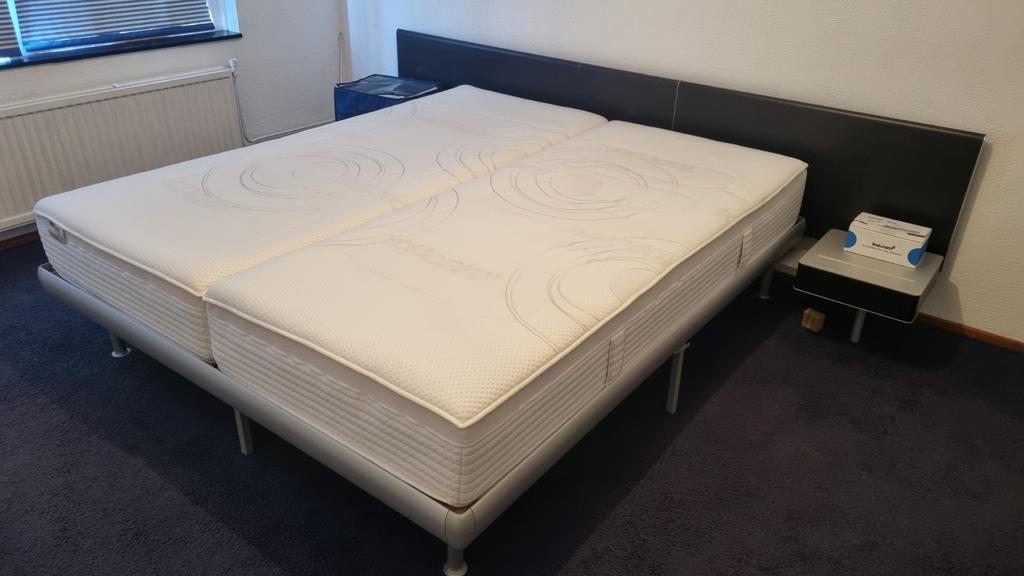 Auping Match 322 bed 180x210 met verstelbare spiraalbodems, Ophalen, 210 cm, Tweepersoons, 180 cm