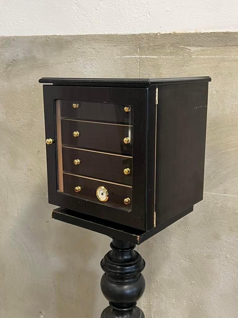 Prachtige Humidor, chique, Verzamelen, Rookartikelen, Aanstekers en Luciferdoosjes, Ophalen, Tabaksdoos of Verpakking, Zo goed als nieuw