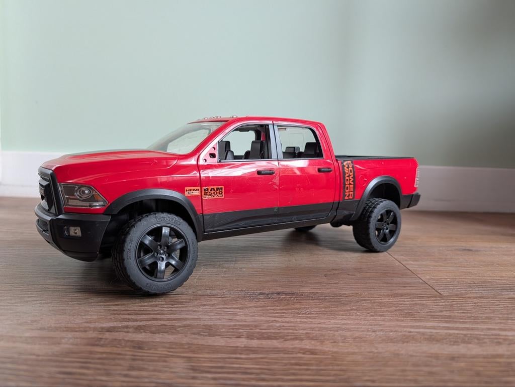 Bruder Dodge Ram, Ophalen, Gebruikt