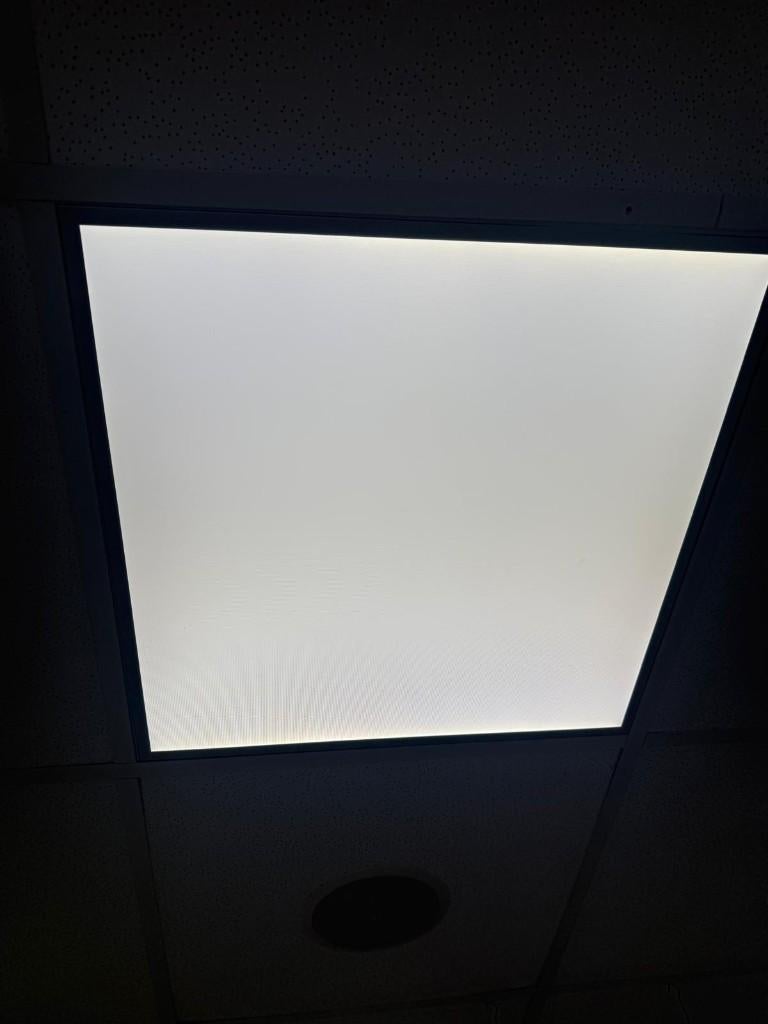 Systeemplafond 24 m2 met lichtpanelen, Ophalen, Zo goed als nieuw
