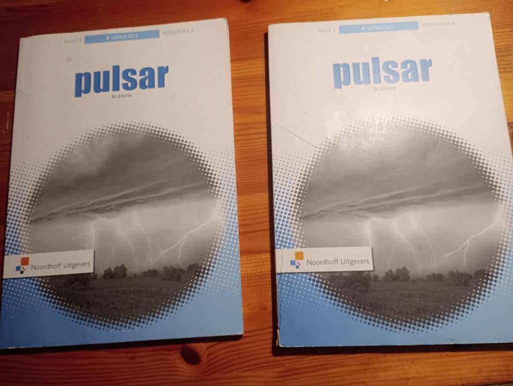 Pulsar schoolboeken NASK 1 4 VMBO-KGT werkboek A en B, Ophalen of Verzenden
