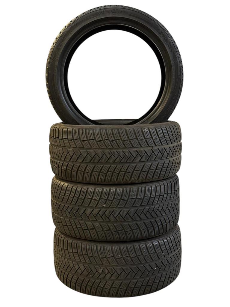 Vredestein banden-set 215/40R17 Winter, Auto-onderdelen, Banden en Velgen, Ophalen, -, -, 17 inch