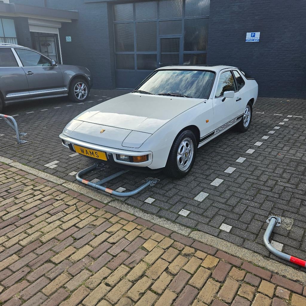Porsche 924 Coupe 1979, Auto's, Porsche, Bedrijf, Te koop, Lichtmetalen velgen, Open dak, Radio, Benzine, Coupé, Handgeschakeld