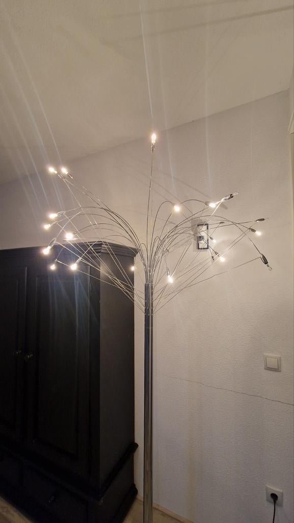 Mooie design staande lamp, Huis en Inrichting, Ophalen, 150 tot 200 cm