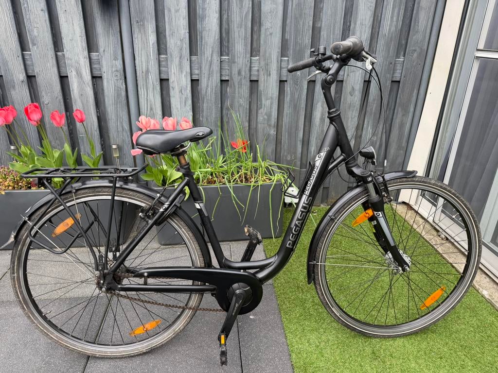 Pegasus Damesfiets 28 inch, Ophalen, 53 tot 56 cm, Versnellingen, Zo goed als nieuw