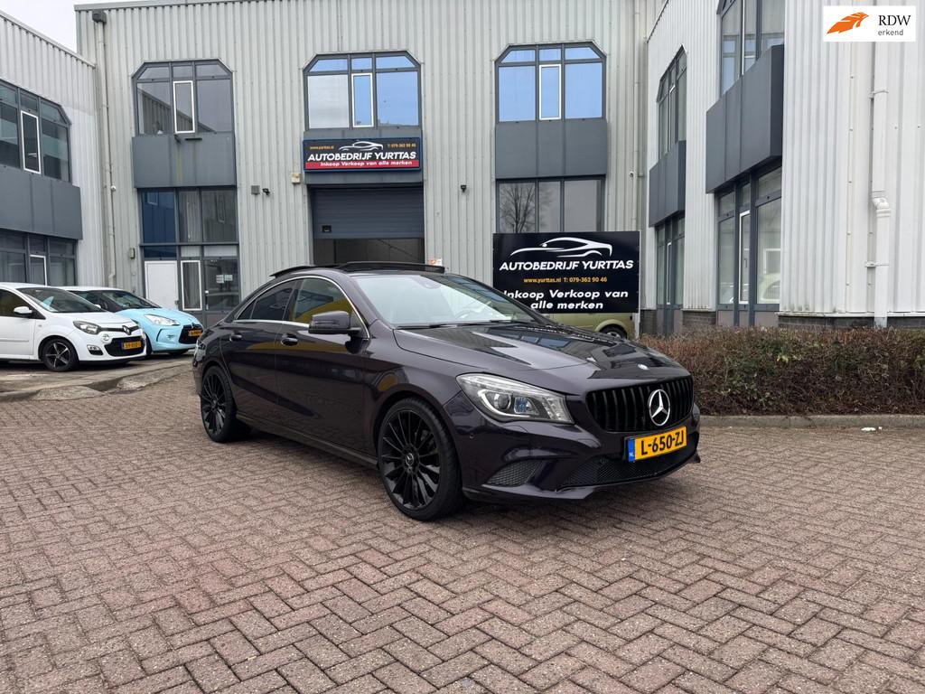 Mercedes-Benz CLA-klasse 200 Prestige PANO AUT!, Gebruikt, Euro 6, 1595 cc, Bedrijf