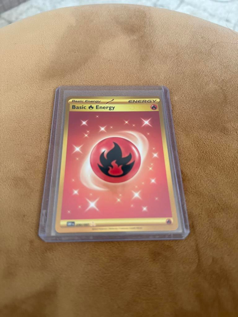 Pokémon Basic Energy Vuur kaart, Hobby en Vrije tijd, Verzamelkaartspellen | Pokémon, Ophalen of Verzenden, Gebruikt, Losse kaart