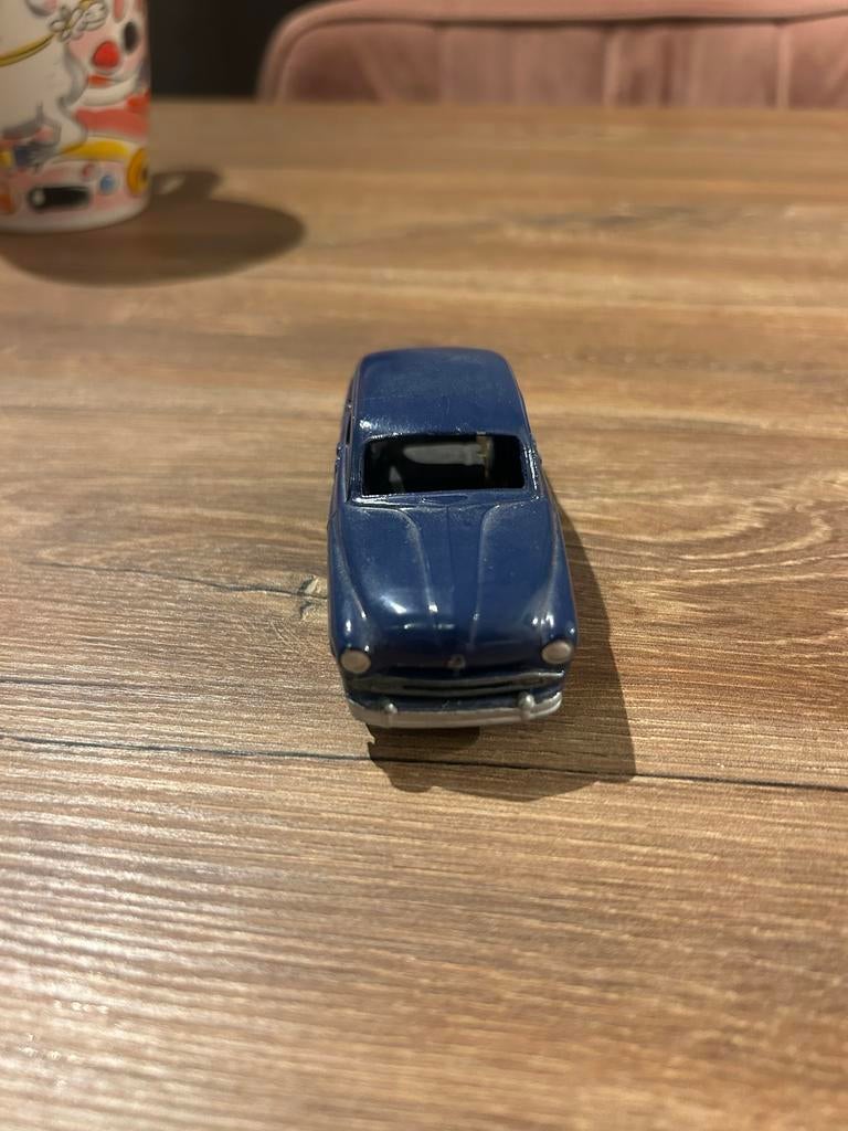 Dinky Toys - Ford Vedette - Vintage Modelauto, Verzenden, Gebruikt, Auto