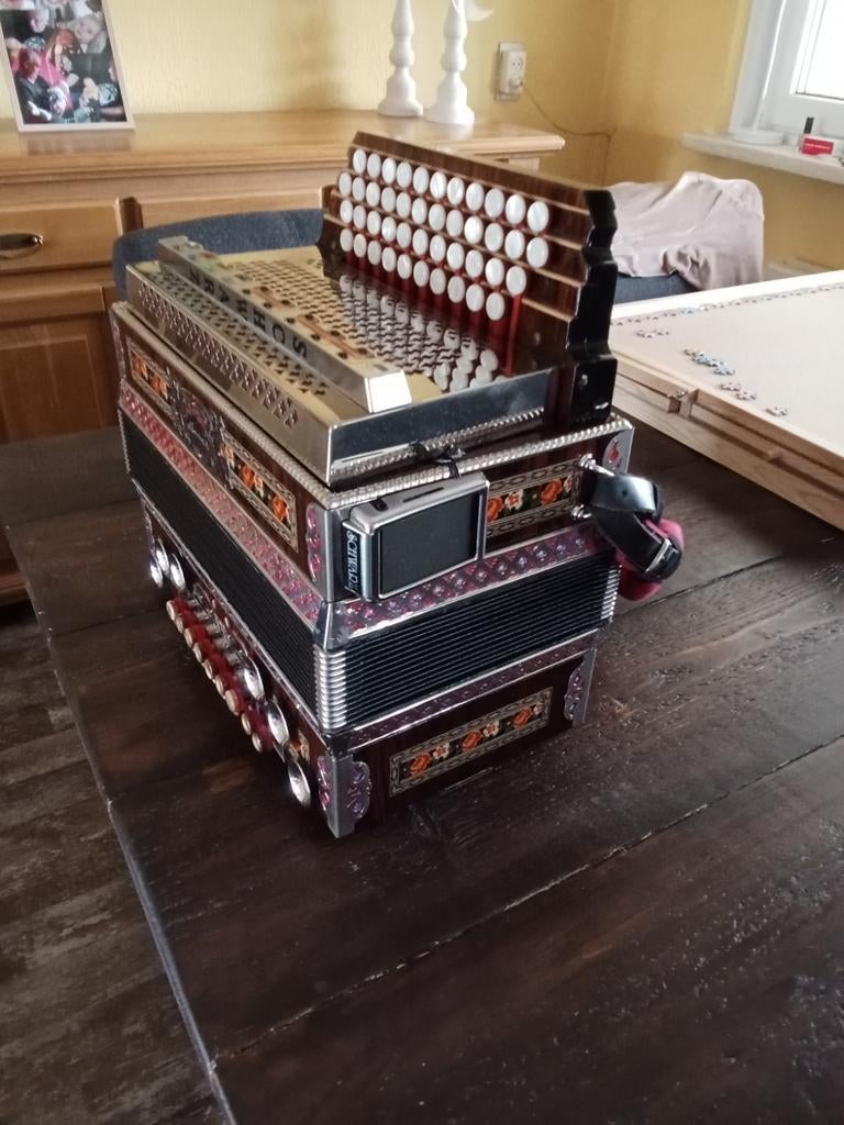 Te koop steirche harmonica.. Almrausch.stemming GCFB..i, Muziek en Instrumenten, Ophalen of Verzenden, Overige formaten, Overige merken