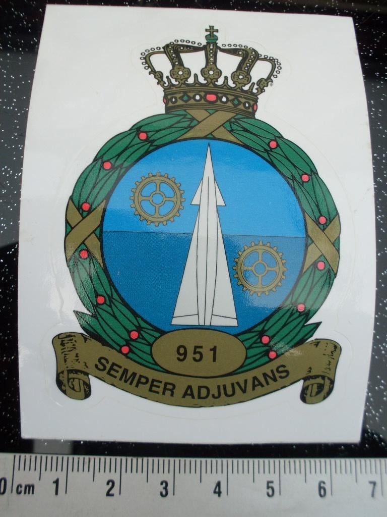 sticker squadron 951 semper adjuvans logo embleem leger, Verzamelen, Verzenden, Zo goed als nieuw, Bedrijf of Vereniging