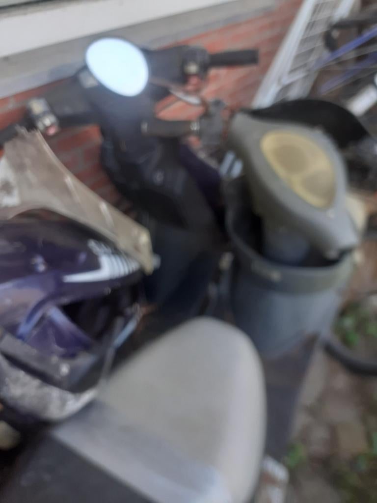 Scooters  tgb en een boaitang, Fietsen en Brommers, Snorfietsen en Snorscooters, Ophalen of Verzenden, Gebruikt, Benzine, Overige merken