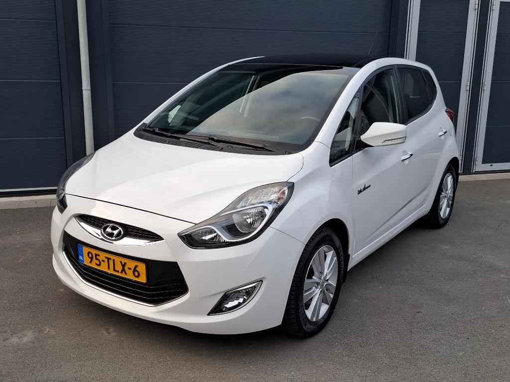 Hyundai iX20 1.4i i-Vision Cvvt 2012 5D Wit - Panoramadak, Voorwielaandrijving, Stof, Zwart, 4 cilinders