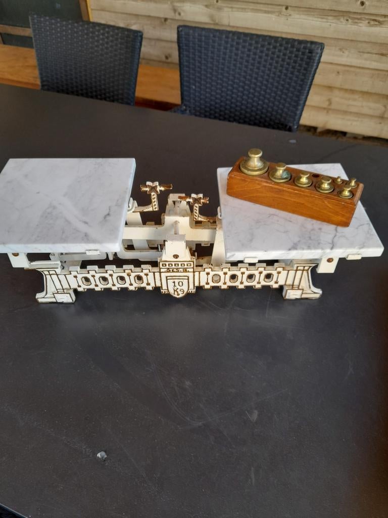 Oude weegschaal met gewichten, Ophalen of Verzenden