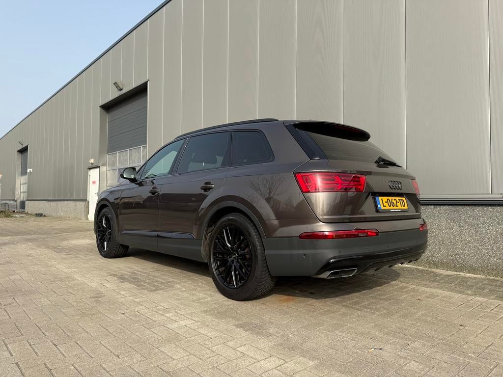 Audi Q7 3.0TFSI 245KW Quattro Tiptr8 2016 Bruin, Auto's, 2995 cc, Bruin, 120 €/maand, Particulier