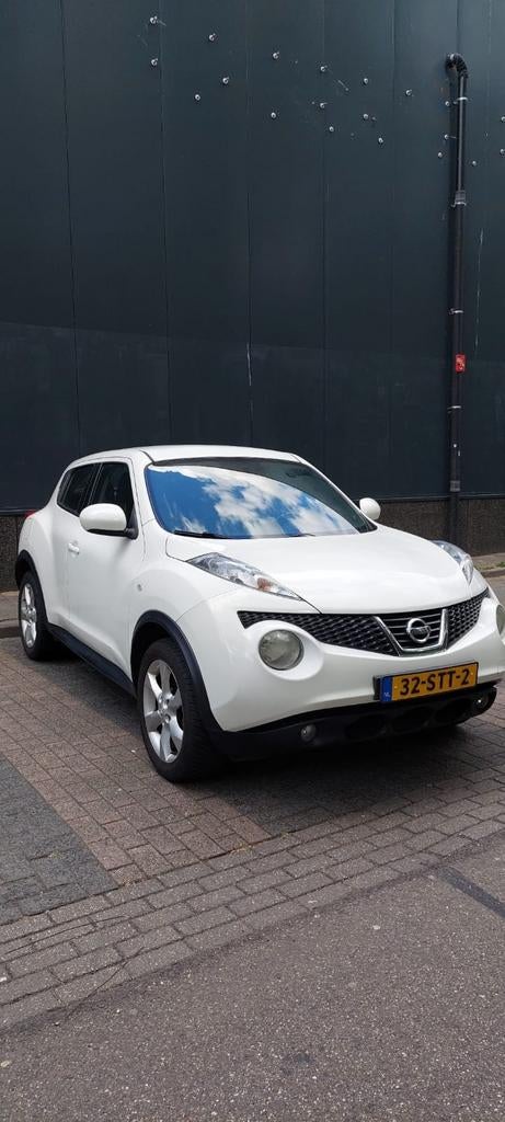 Nissan Juke 1.6 Eco 117pk 2011 Wit, Auto's, 1250 kg, 4 cilinders, Origineel Nederlands, Handgeschakeld