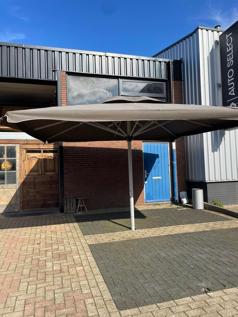 Parasol 4x4 nieuw staat grijs x2, Tuin en Terras, Parasols, Ophalen, Zo goed als nieuw, Meer dan 4 meter, Overige typen