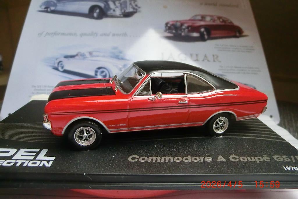 2x Eaglemoss Opel modellen.1:43, Hobby en Vrije tijd, Modelauto's | 1:43, Ophalen of Verzenden, Nieuw, Auto, Overige merken