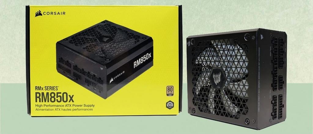 Corsair RM850x voeding (PSU) (inclusief alle toebehoren), Computers en Software, Interne voedingen, Zo goed als nieuw, Ophalen of Verzenden